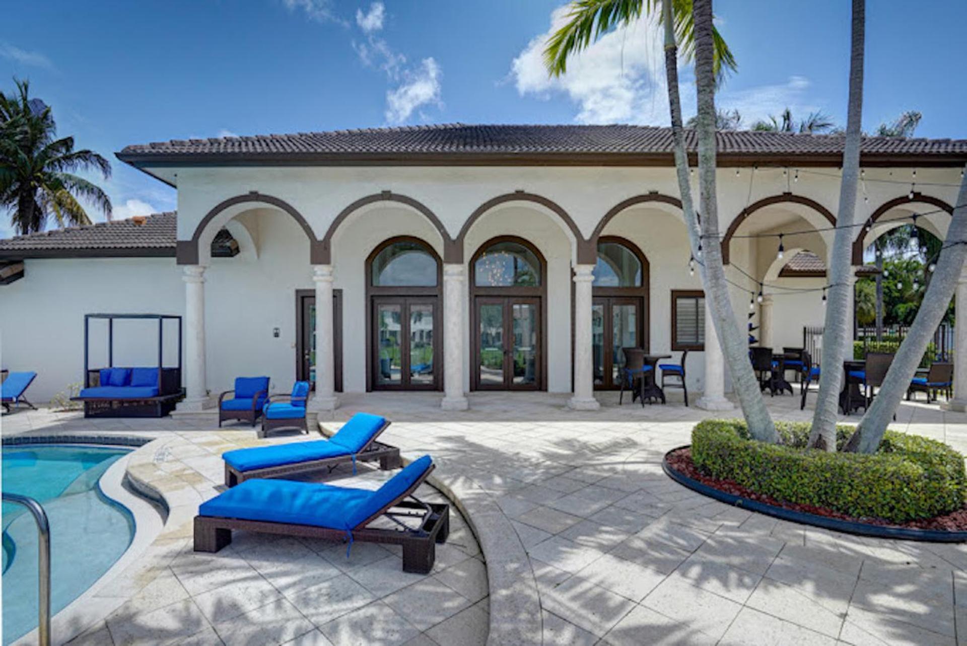 Newly Renovated Townhome With King Bed Delray Beach Eksteriør billede